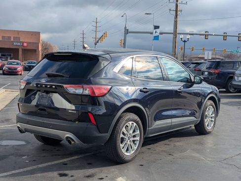Used 2021 Ford Escape SE AWD/4WD image 4