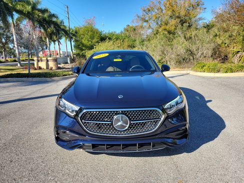 Used 2025 Mercedes-Benz E 450 4MATIC Sedan image 2