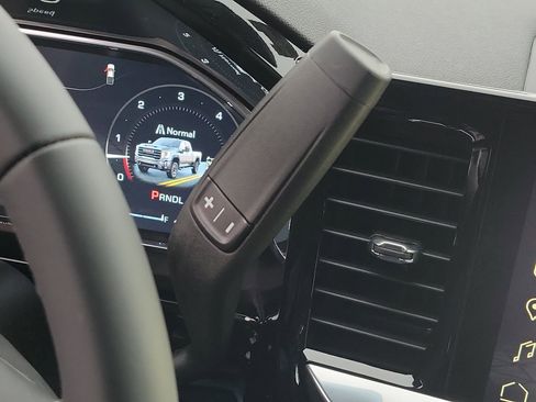 New 2026 GMC Sierra 3500 SLE image 22