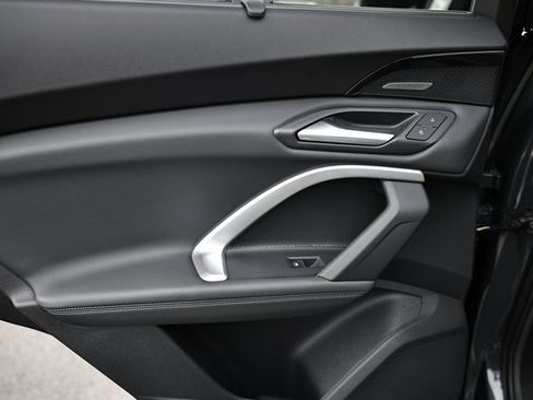 New 2025 Audi Q5 Prestige image 33