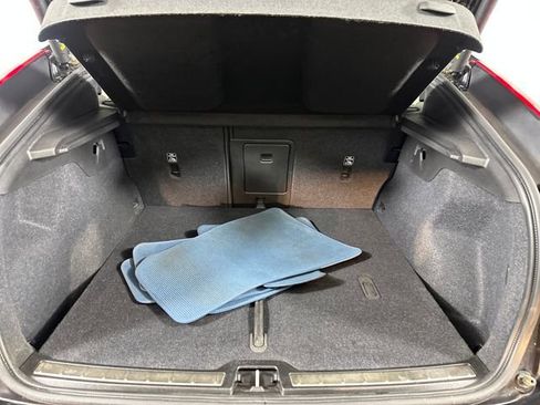Used 2023 Volvo C40 P8 Recharge Ultimate image 25