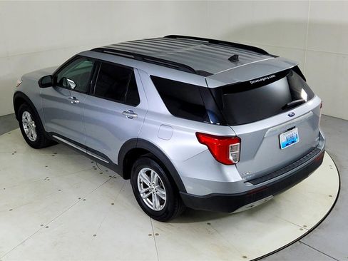 Used 2021 Ford Explorer XLT w/ Equipment Group 202A image 20