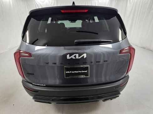 Used 2022 Kia Telluride EX w/ EX Premium Package AWD/4WD image 4