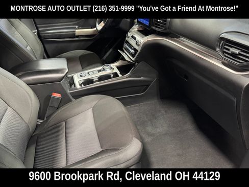 Used 2022 Ford Explorer XLT AWD/4WD image 55