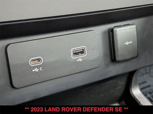 Used 2023 Land Rover Defender 110 SE image 23