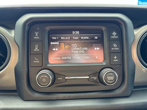 Used 2021 Jeep Gladiator Sport AWD/4WD image 12