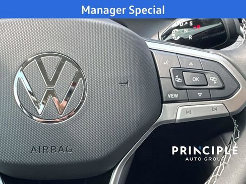 New 2025 Volkswagen Tiguan SE FWD image 20