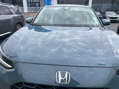 Used 2024 Honda HR-V LX image 2
