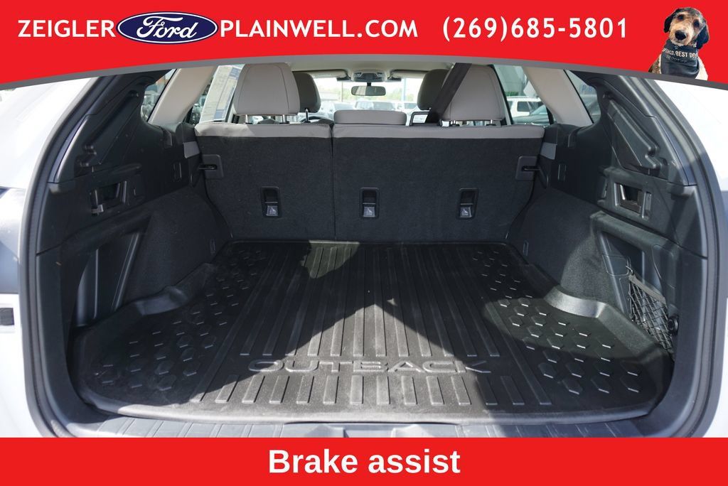 Used 2023 Subaru Outback Premium AWD/4WD image 10