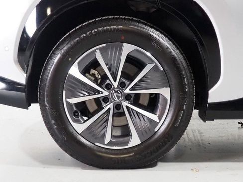 Used 2023 Lexus RZ 450e Premium w/ Technology Package image 38