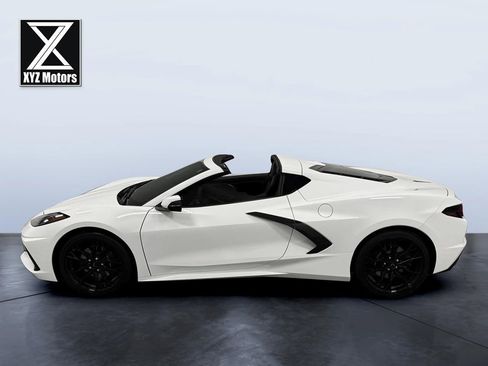 Used 2024 Chevrolet Corvette Stingray Premium Cpe w/ Stealth Interior Trim Package image 4