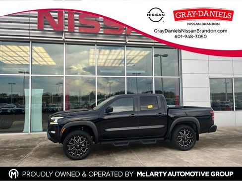 Used 2022 Nissan Frontier PRO-4X w/ Off-Road Protection Package AWD/4WD image 1