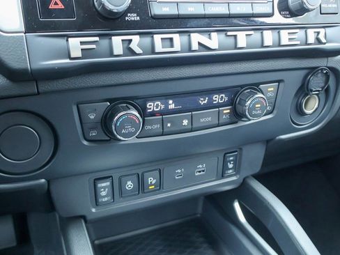 New 2026 Nissan Frontier SV w/ SV Convenience Package image 12