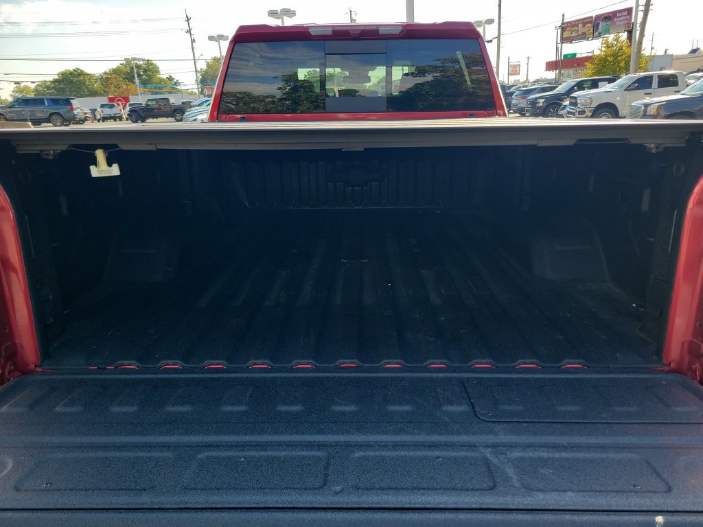 Used 2025 Chevrolet Silverado 3500 LTZ w/ LTZ Convenience Package AWD/4WD image 14