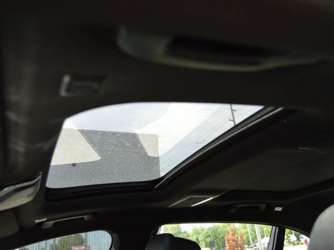 Used 2016 BMW 740i RWD image 14