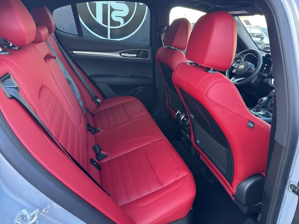 New 2026 Alfa Romeo Stelvio Sprint AWD/4WD image 18