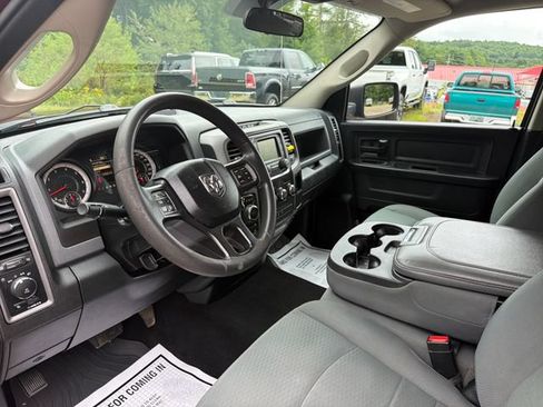 Used 2018 RAM 1500 Express w/ Express Value Package AWD/4WD image 13