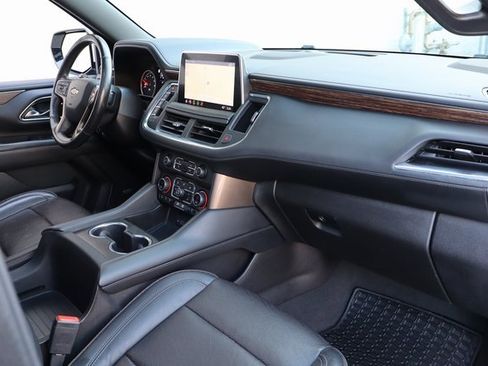 Used 2021 Chevrolet Suburban High Country image 40