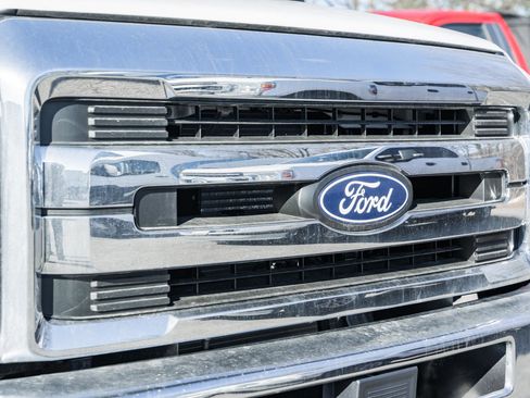 New 2026 Ford E-350 and Econoline 350 Super Duty w/ Power Equipment Group image 12