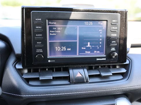 Used 2021 Toyota RAV4 LE AWD/4WD image 23