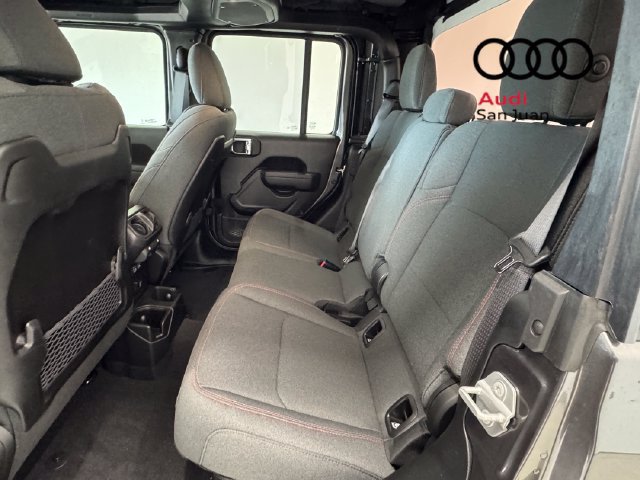Used 2025 Jeep Gladiator Rubicon w/ Safety Group AWD/4WD image 25