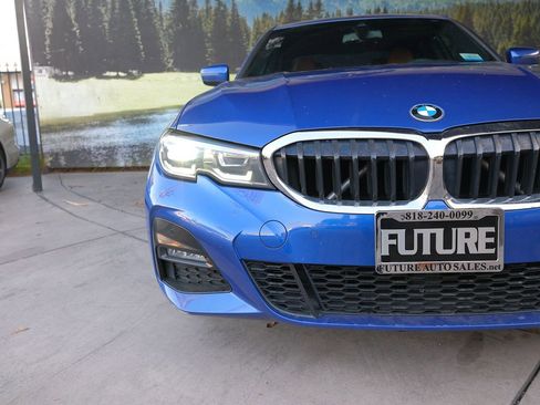 Used 2020 BMW 330i Sedan w/ M Sport Package image 22