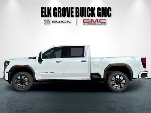 New 2026 GMC Sierra 2500 Denali w/ Denali Reserve Package image 7