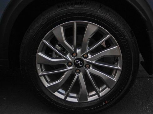 Used 2024 INFINITI QX50 Luxe w/ Accent Package image 12