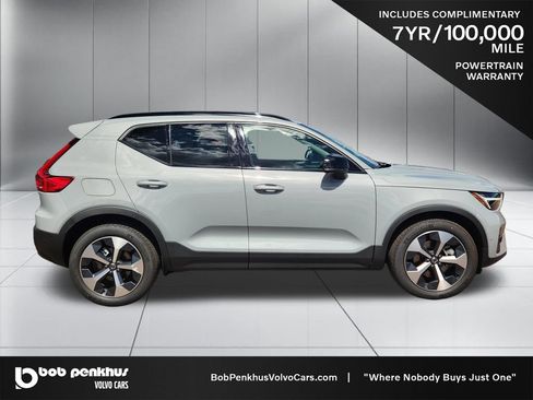 New 2026 Volvo XC40 B5 Plus w/ Protection Package Premier AWD/4WD image 24