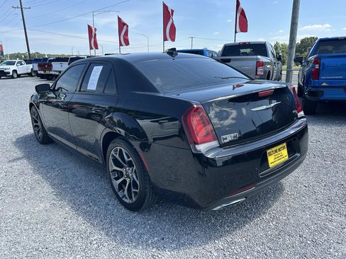 Used 2016 Chrysler 300 S w/ 300S Premium Group RWD image 18