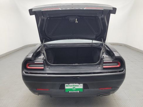 Used 2019 Dodge Challenger SXT RWD image 29