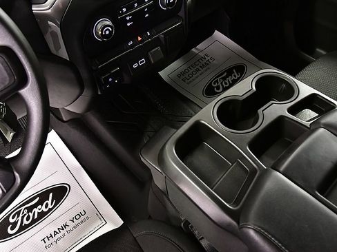 Used 2021 Chevrolet Silverado 2500 Custom w/ Custom Value Package AWD/4WD image 23