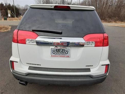 Used 2017 GMC Terrain SLE image 5