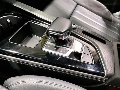 Used 2022 Audi A5 2.0T Premium Plus w/ Premium Plus image 13