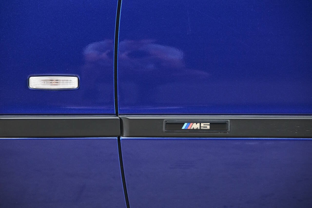 Used 2001 BMW M5 RWD image 25