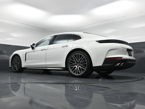 New 2026 Porsche Panamera 4 AWD/4WD image 24
