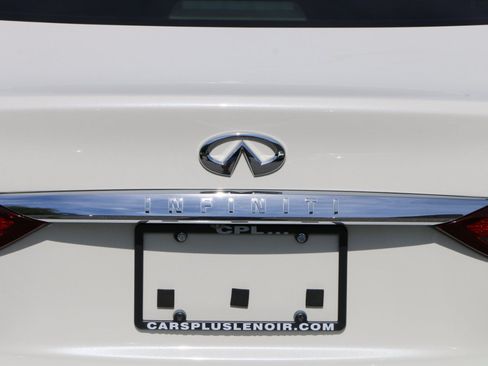 Used 2024 INFINITI Q50 Luxe w/ Cargo Package RWD image 5