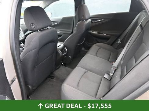 Used 2024 Chevrolet Malibu LT image 19