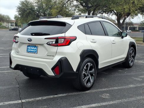 Used 2024 Subaru Crosstrek 2.0i Premium image 9