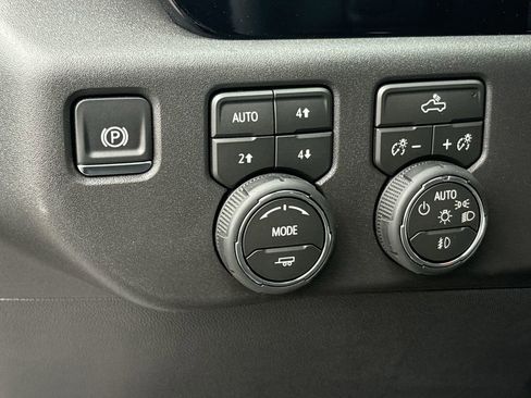 New 2026 Chevrolet Silverado 1500 LT Trail Boss w/ Convenience Package II image 37