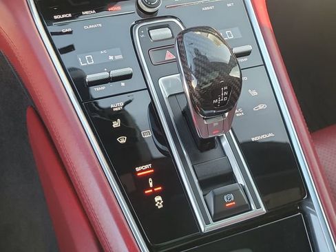 Used 2018 Porsche Panamera 4 AWD/4WD image 30