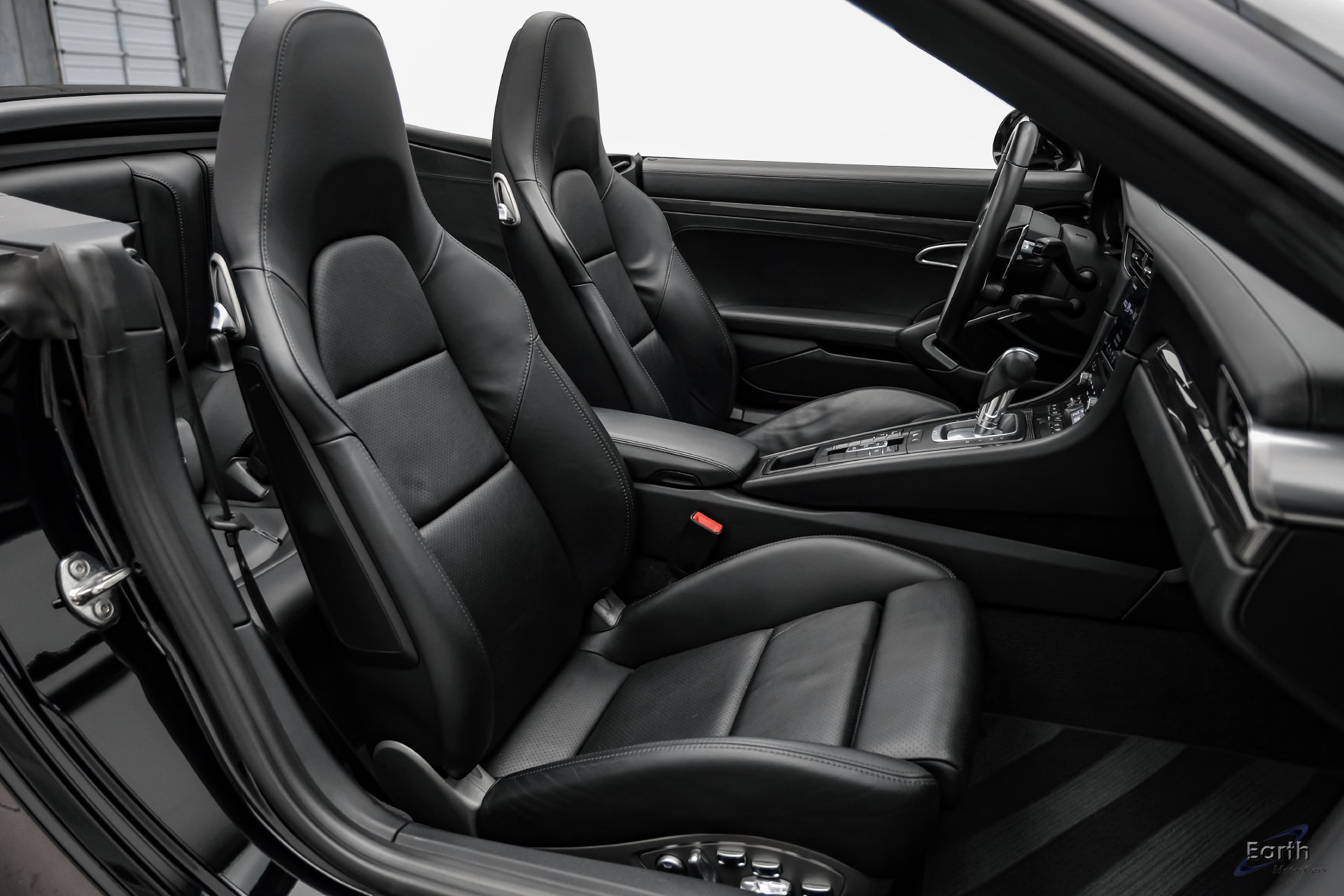 Used 2019 Porsche 911 Turbo S AWD/4WD image 55
