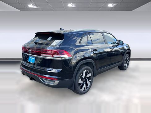 New 2026 Volkswagen Atlas Cross Sport SE image 7