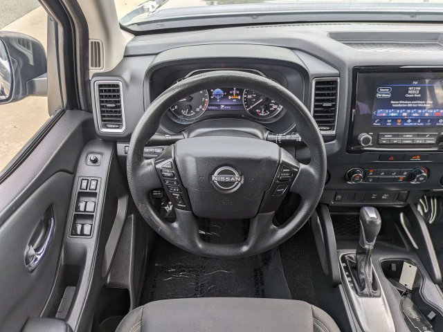 Used 2022 Nissan Frontier SV RWD image 14