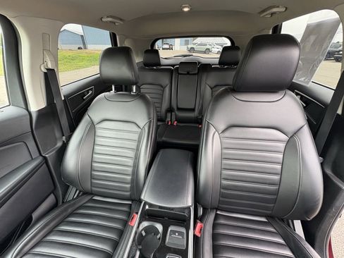 Used 2020 Ford Edge SEL w/ Convenience Package image 35