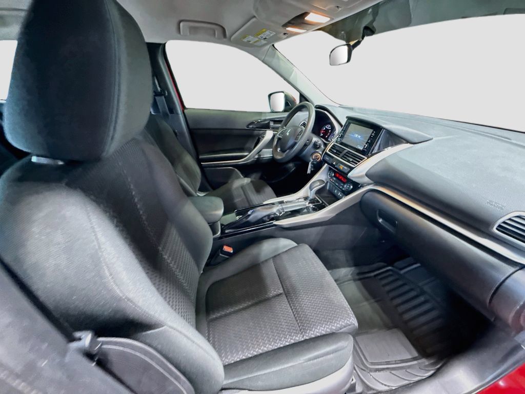 Used 2020 Mitsubishi Eclipse Cross ES FWD image 25