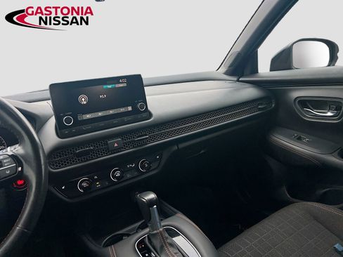 Used 2023 Honda HR-V Sport image 30