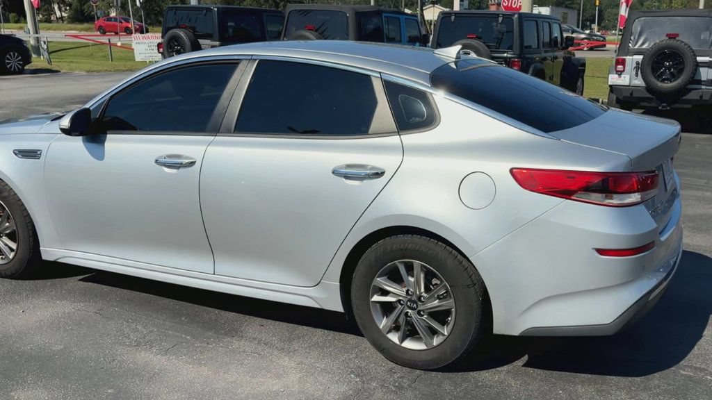 Used 2019 Kia Optima LX FWD image 6