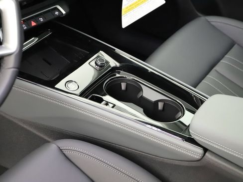 New 2026 Audi Q3 quattro 2.0T AWD/4WD image 17