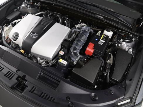 Used 2023 Lexus ES 350 w/ Accessory Package (Z2) image 17